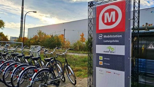 Ludwigsfelde eröffnet erste VBB-Mobilstationen in Brandenburg