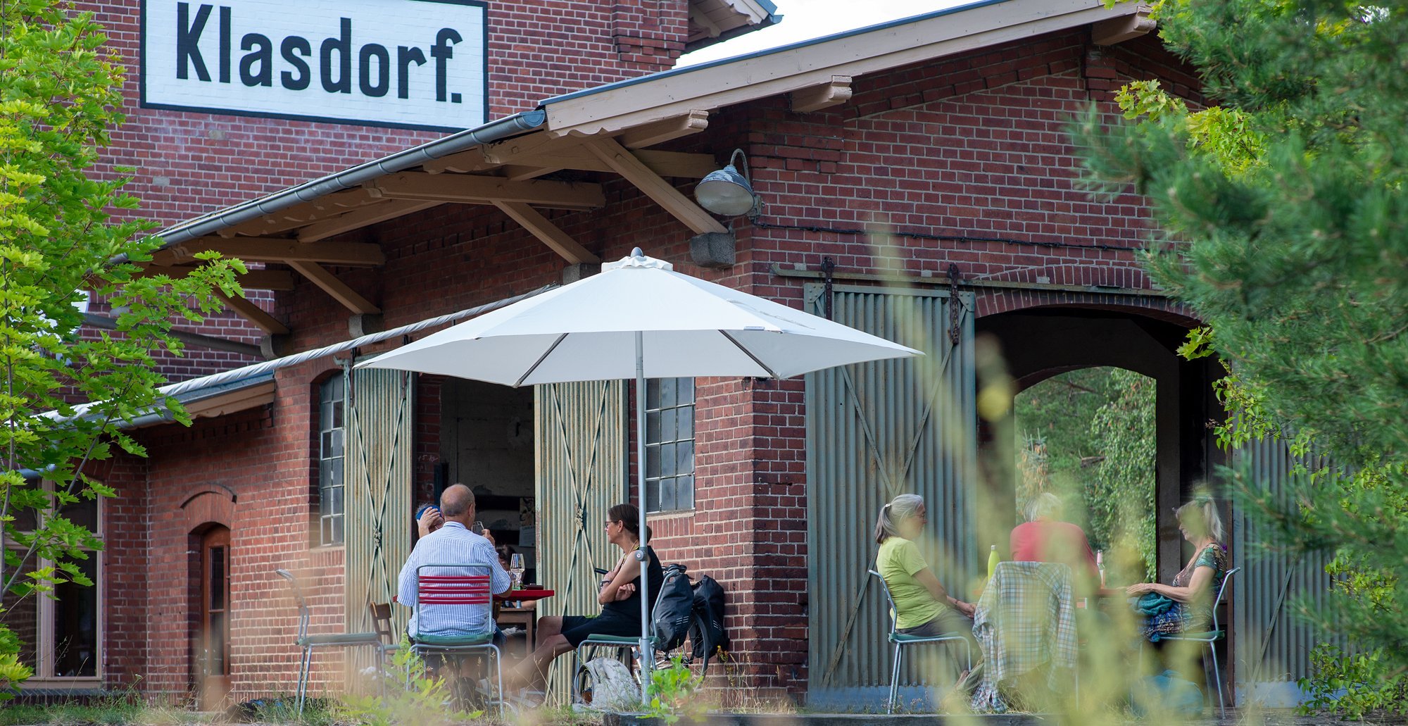 Begegnungsort im Bahnhof Klasdorf
