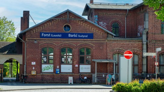 Empfangsgebäude Forst
