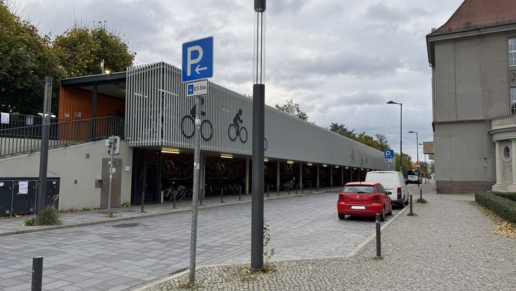 Kiss-and-Ride-Anlagen (K+R)