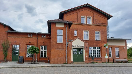 Empfangsgebäude Beelitz Heilstätten