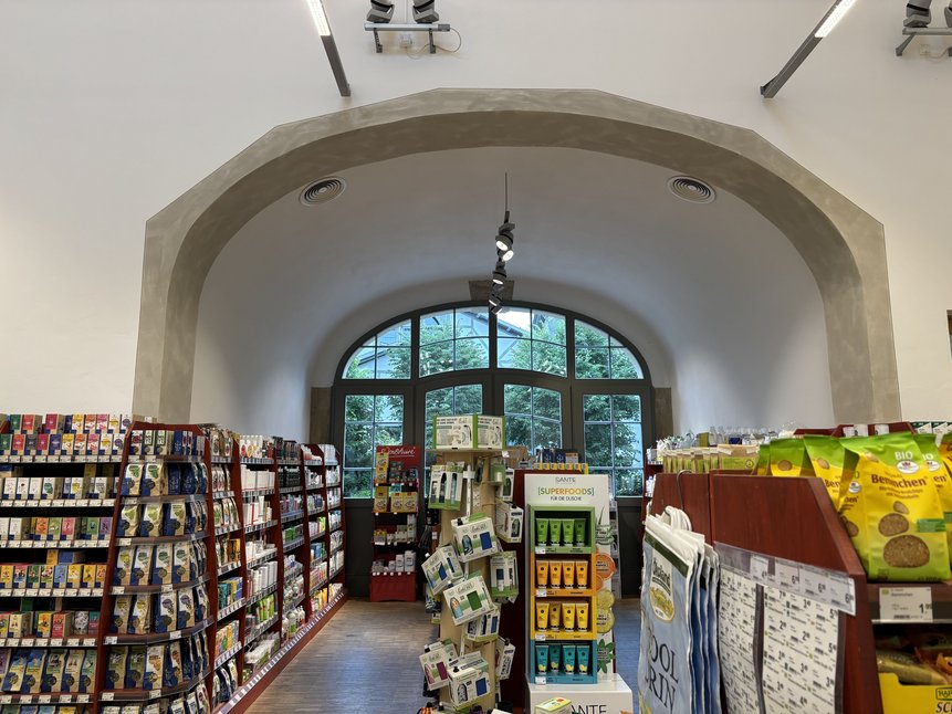 Innenansicht des Biomarkts